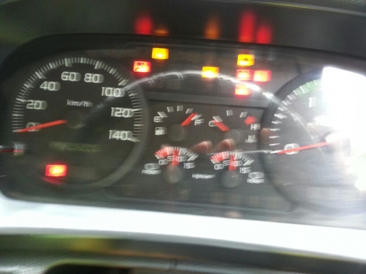 รถฮีโน่  10  ล้อดั้ม  330  แรงม้า.  ปี 55  ( ขายแม่ , ลูก )      สนใจติดต่อ  081 - 6079515