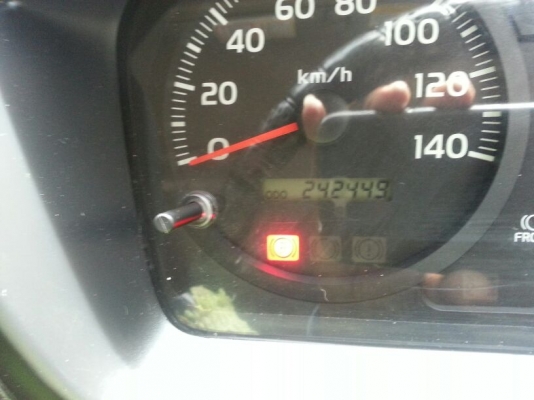 รถฮีโน่  10  ล้อดั้ม  330  แรงม้า.  ปี 55  ( ขายแม่ , ลูก )      สนใจติดต่อ  081 - 6079515