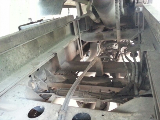 รถฮีโน่  10  ล้อดั้ม  330  แรงม้า.  ปี 55  ( ขายแม่ , ลูก )      สนใจติดต่อ  081 - 6079515