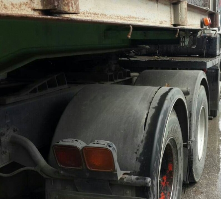 รถอีซูซุ 10 ล้อ หัวลาก 270 แรงม้า.  ปี 44   ( ขายแม่ , ลูก )    สนใจติดต่อ  081 - 6079515