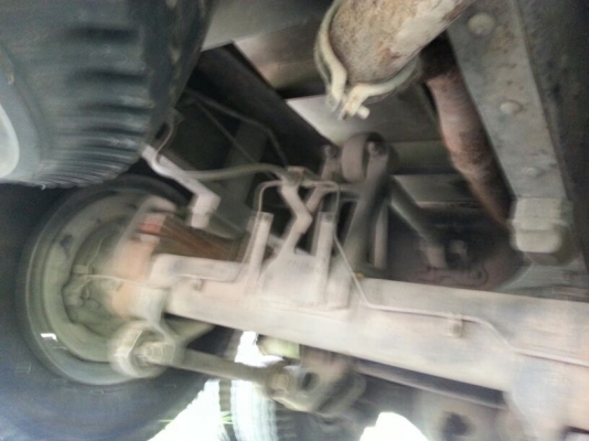 รถฮีโน่ 10 ล้อ ตู้เย็น FL3H  195 แรงม้า. ปี 38   ( ขาย 2 คัน คู่. )      สนใจติดต่อ  081 - 6079515