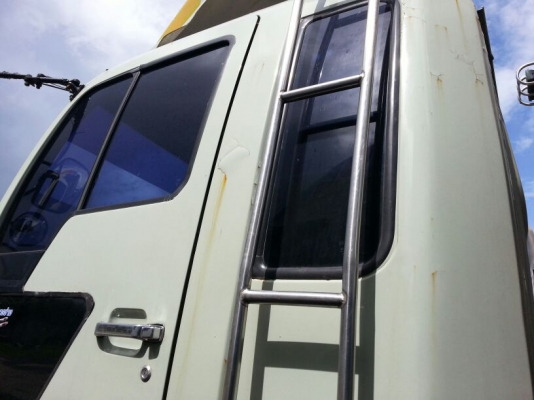 รถฮีโน่ 10 ล้อ ตู้เย็น FL3H  195 แรงม้า. ปี 38   ( ขาย 2 คัน คู่. )      สนใจติดต่อ  081 - 6079515