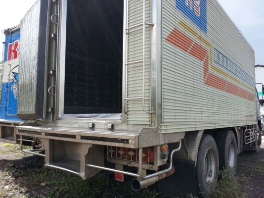 รถฮีโน่ 10 ล้อ ตู้เย็น FL3H  195 แรงม้า. ปี 38   ( ขาย 2 คัน คู่. )      สนใจติดต่อ  081 - 6079515