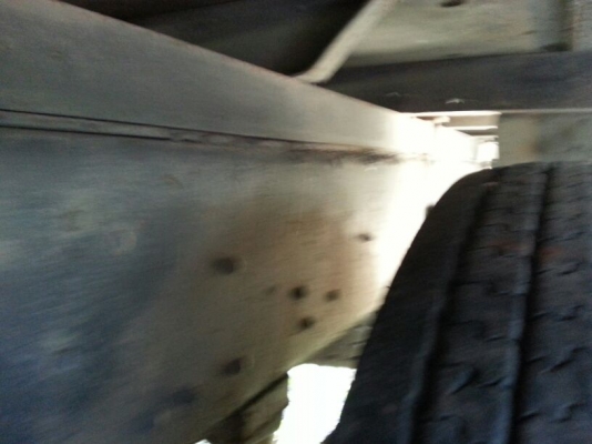 รถฮีโน่ 10 ล้อ ตู้เย็น FL3H  195 แรงม้า. ปี 38   ( ขาย 2 คัน คู่. )      สนใจติดต่อ  081 - 6079515