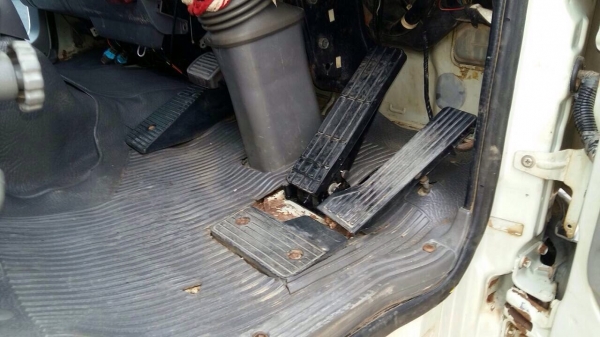 ขายรถบรรทุกหกล้อดัมพ์ HINO FD3HDA เครื่อง 195 แรง กระบะดัมพ์ ปี 46 ทะเบียนพร้อม ขายรถบรรทุกหกล้อดัมพ์ HINO FD3HDA เครื่อง 195 แรง กระบะดัมพ์ ปี 46 ทะเบียนพร้อม