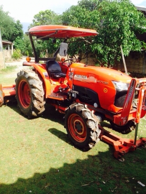 47 แรงใหม่ๆเดิมๆรถบ้าน พร้อมอุปกรณ์ 3ชิ้น ใบดัน ผาน6 จอบหมุ่น 480,000 ต่อรองได้ครับ