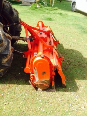 47 แรงใหม่ๆเดิมๆรถบ้าน พร้อมอุปกรณ์ 3ชิ้น ใบดัน ผาน6 จอบหมุ่น 480,000 ต่อรองได้ครับ