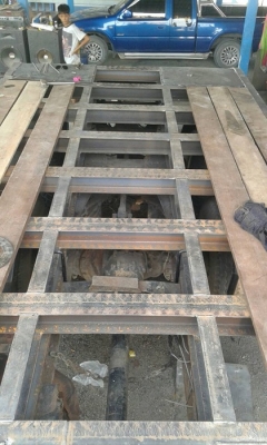 ขายรถบรรทุกสิบล้ออีซูซูร้อคกี้เครื่องเทอร์โบ 240 แรงม้า