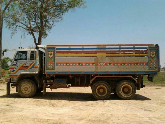 ขาย ISUZU 240 โค๊ต K. เครื่อง195 เทอร์โบ อินเตอร์ สองเพลาดั้ม เกียร์อิตั้น