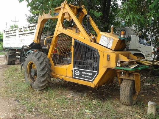 ขายรถคีบอ้อย 3 ล้อ สภาพพร้อมใช้งาน เครื่อง 4JB1 88 แรงม้า ปั้มแรง ยางดี ราคาคุยกันได้ครับ ขายรถคีบอ้อย 3 ล้อ สภาพพร้อมใช้งาน เครื่อง 4JB1 88 แรงม้า ปั้มแรง ยางดี ราคาคุยกันได้ครับ