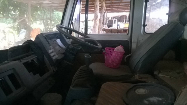 ขาย 6 ล้อดั้ม ISUZU คัสซีดี เครื่อง 6BF1 185 แรงม้า เกียร์ใหญ่ เฟืองท้ายใหญ่ เบรคทิฟฟี่ พวงมาลัยพาวเวอร์ เอกสารชุดโอนครบ