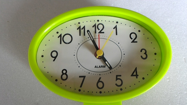 นาฬิกาปลุกแบบต่างๆ หลากหลายแบบแล้วแต่ชอบเรื่อนละ 200 บาท ส่งฟรี
