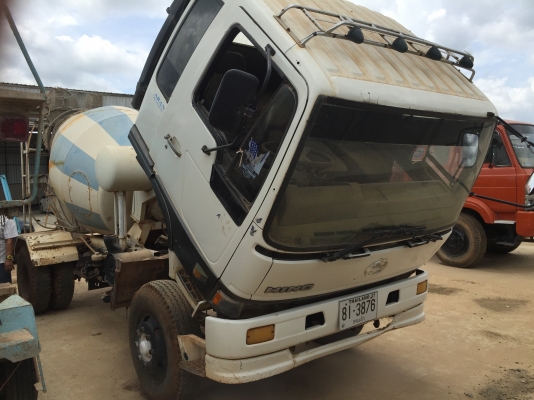 รถโม่ปูน..6ล้อ195แรง...Hino FF3H. รถห้างแท้ รถสภาพดี สวยดี. พร้อมใช้..เล่มพร้อม