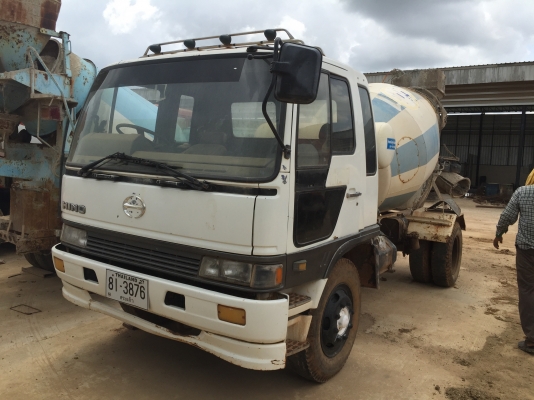 รถโม่ปูน..6ล้อ195แรง...Hino FF3H. รถห้างแท้ รถสภาพดี สวยดี. พร้อมใช้..เล่มพร้อม