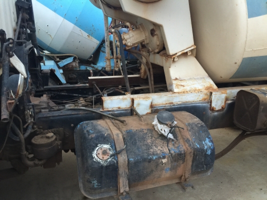 รถโม่ปูน..6ล้อ195แรง...Hino FF3H. รถห้างแท้ รถสภาพดี สวยดี. พร้อมใช้..เล่มพร้อม