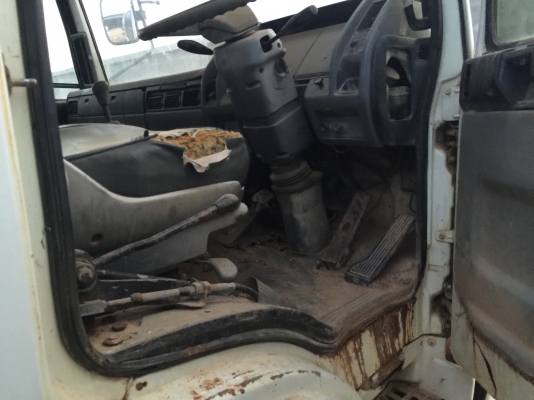 รถโม่ปูน..6ล้อ195แรง...Hino FF3H. รถห้างแท้ รถสภาพดี สวยดี. พร้อมใช้..เล่มพร้อม