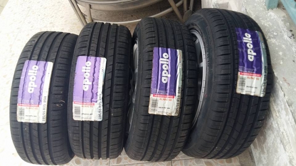 ขายล้อแม็กมือ2 advan racing rs 15"พร้อมยางใหม่ปี15  สนใจติดต่อเล็กคลองสามครับ 081-3747940