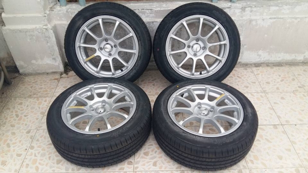 ขายล้อแม็กมือ2 advan racing rs 15"พร้อมยางใหม่ปี15  สนใจติดต่อเล็กคลองสามครับ 081-3747940