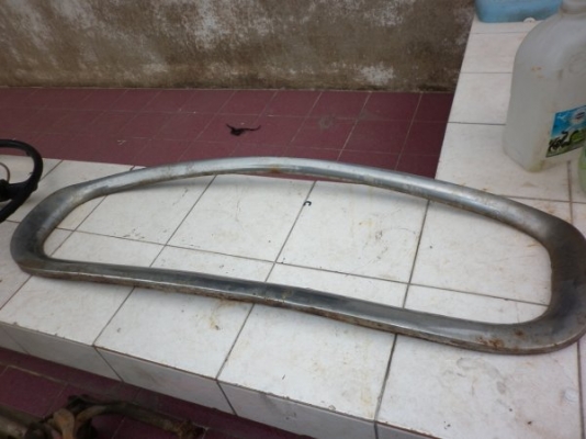 ต้องการขายอะไหล่รถ PEUGEOT403 ต้องการขายอะไหล่รถ PEUGEOT403