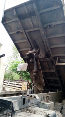 ขายด่วนรถสิบล้อดั้ม360แรงม้าปี54รถวิ่งได้175000กิโลรถสวยเดิม