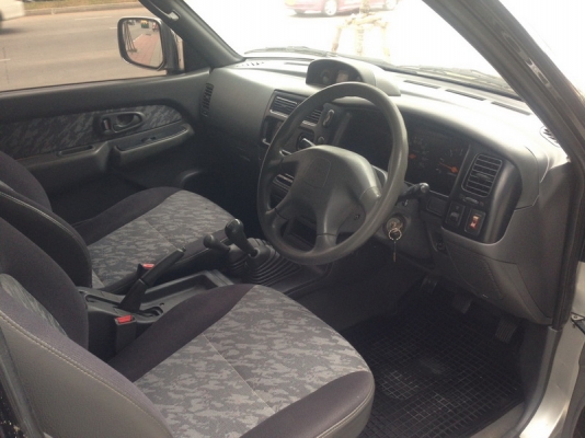 MITSUBISHI STRADA 4WD CAB ปี 2000 รถสวย พวงมาลัยพาวเวอร์ กระจกไฟฟ้า ล้อ MAX เกียร์โฟร์ใช้งานปกติ เครื่องเดิมๆแน่นๆ ช่วงล่างดี carryboy มีเบาะญี่ปุ่น+แอร์หลัง ภายในสภาพสวย สีสวย รถพร้อมใช้งาน จัดไฟแนนได้ MITSUBISHI STRADA 4WD CAB ปี 2000 รถสวย พวงมาลัยพาวเวอร์ กระจกไฟฟ้า ล้อ MAX เกียร์โฟร์ใช้งานปกติ เครื่องเดิมๆแน่นๆ ช่วงล่างดี carryboy มีเบาะญี่ปุ่น+แอร์หลัง ภายในสภาพสวย สีสวย รถพร้อมใช้งาน จัดไฟแนนได้