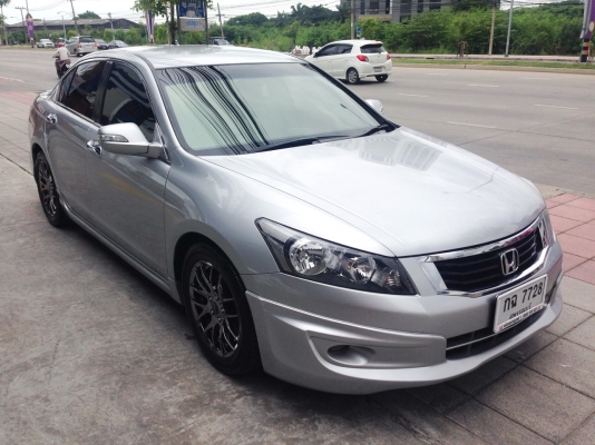 HONDA ACCORD ปี 2008 รถสวยเดิม มือเดียวออกห้าง เบาะหนังปรับไฟฟ้าคู่หน้า ล้อMAX แต่งสวยๆ แอร์เย็น สีสวย รถพร้อมใช้งาน จัดไฟแนน