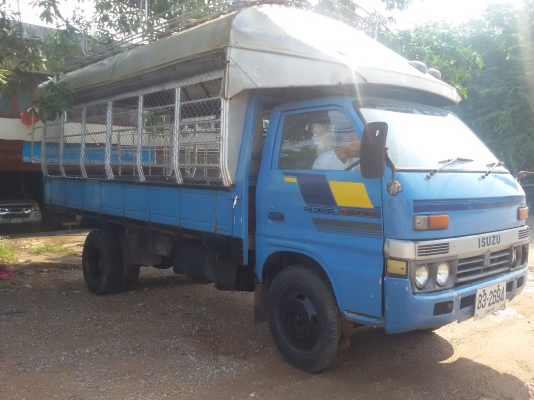 ขาย 6 ล้อ ISUZU รถห้างแท้ เกียร์สั้น สวยๆ (ลูกค้า อ.น้ำพองนำเงินสดมาจ่ายรับรถกลับบ้านเรียบร้อยแล้ว)สภาพดีมาก เครื่องดี แห้ง แรงประหยัดน้ำมัน(4BC2ฝาดำ) แซสซีสวยๆ ไม่ผุไม่ดาม รถบ้านแท้ๆ เดิมๆ สวยๆ มีหลังคาพร้อม กระบะปูพื้นเหล็กหนาแข็งแรง ภาษีเต็ม(ก.ค.59)พร้ ขาย 6 ล้อ ISUZU รถห้างแท้ เกียร์สั้น สวยๆ (ลูกค้า อ.น้ำพองนำเงินสดมาจ่ายรับรถกลับบ้านเรียบร้อยแล้ว)สภาพดีมาก เครื่องดี แห้ง แรงประหยัดน้ำมัน(4BC2ฝาดำ) แซสซีสวยๆ ไม่ผุไม่ดาม รถบ้านแท้ๆ เดิมๆ สวยๆ มีหลังคาพร้อม กระบะปูพื้นเหล็กหนาแข็งแรง ภาษีเต็ม(ก.ค.59)พร้