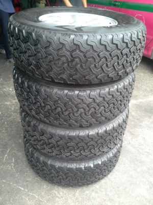 ล้อTriton + ยาง AT 265/70/16 ปลายปี13 สวยๆ 1ชุด