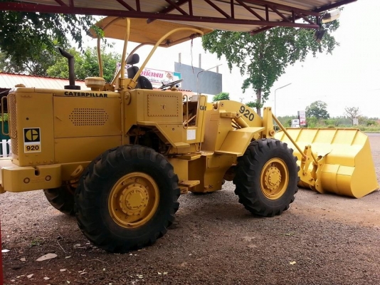 ขายรถตักล้อยาง CAT920 สภาพพร้อมใช้งาน เอกสารพร้อมโอน สนใจโทร 090-8588220คุณนะ 093-3258446คุณบิว ID:narong498 หรือเข้าดูสินค้าอื่นๆได้ที่ www.truck.in.th/498 หรือเพจFacebook ณรงค์ ซื้อขายรถมือสอง (เว็บไซต์ส่วนตัว) หรือFacebook ตลาดรถมือสองคุณนะ