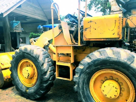 ขายรถตักล้อยาง KOMATSU JH30B-8980 ราคา 220000