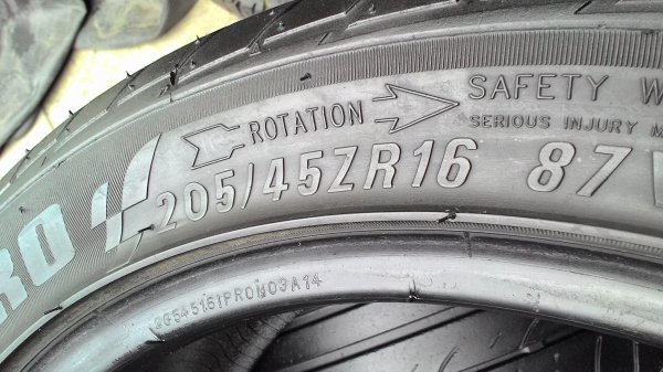 205/45R16 MAXXIS VICTRA IPRO ปี2013 ไม่มีปะ ชุด 4 เส้น tel.081-427-3941 205/45R16 MAXXIS VICTRA IPRO ปี2013 ไม่มีปะ ชุด 4 เส้น tel.081-427-3941