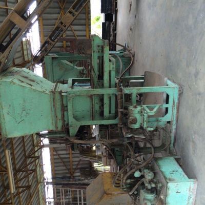 เครื่องอัดอิฐบล๊อกไฮโลลิค