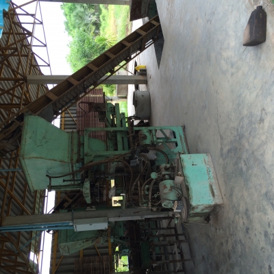 เครื่องอัดอิฐบล๊อกไฮโลลิค