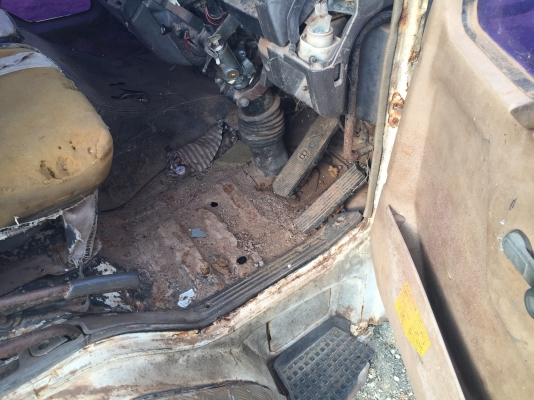 หัวเก๋งฟูโซ่..สภาพใช้ได้ เอาไว้เป็นสำรองได้ สภาพยังดีอยู่..ขาย45000.