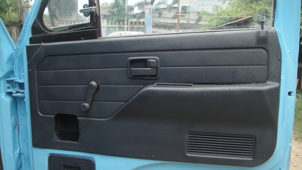 ดาวน์75000 ISUZU NKR รถห้างแท้ JAANKR58LL เครื่อง4BE1(110แรง)แอร์ ฟิล์ม เพาเวอร์ ยางดี คัสฃีสวย รถพร้อมใช้ ทะเบียนพร้อมโอน