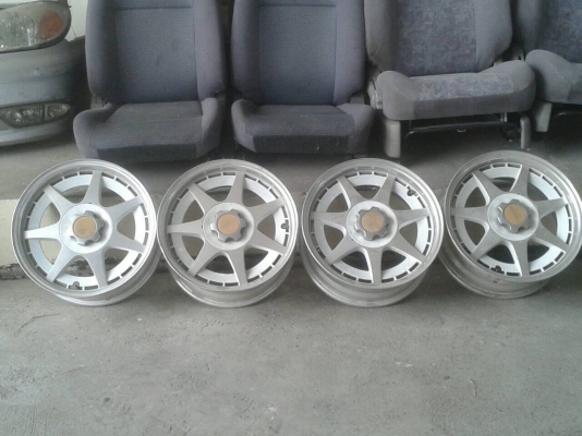 ล้อขอบ16ห้ารู114ล้อนอกแท้ขาย7500บาท
