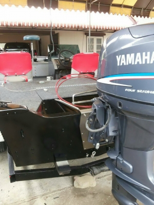 เรืออลุมิเนียม