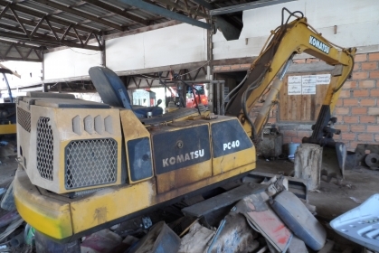 ขายซากkomatsu pc40-5  30,000