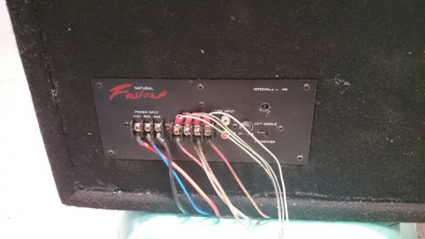 ตู้ Sub Woofer Fusion ลำโพงดอก 10 นิ้ว