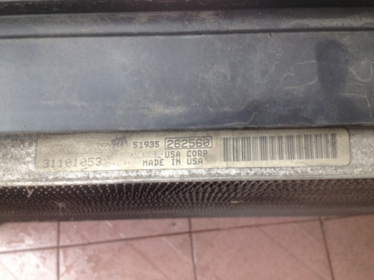 หม้อน้ำ VOLVO V70 ของครบชุดตามรูปเก่าญี่ปุ่นสภาพสวย หม้อน้ำ VOLVO V70 ของครบชุดตามรูปเก่าญี่ปุ่นสภาพสวย