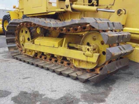 รถดันดิน D20P-6-68523 รถดันดิน D20P-6-68523