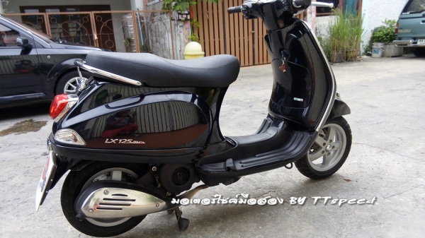 ขาย New Vespa LX 125 ตัว 3V IE ไมล์สี่พันโลปี 56