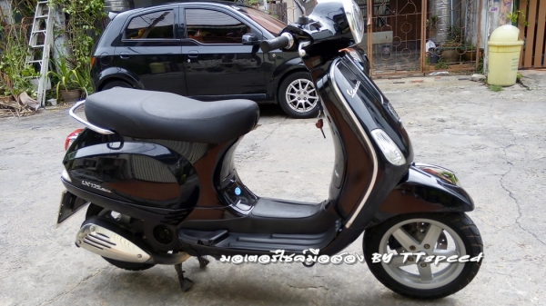 ขาย New Vespa LX 125 ตัว 3V IE ไมล์สี่พันโลปี 56