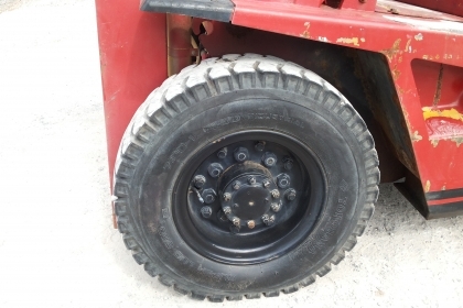 ขายด่วนรถยก TOYOTA3FG 2.0ตัน เสาสูง3เมตรเสาคู้รถนอกนำเข้ายังไม่เคยใช้งานในเมืองไทยเลยรถพร้อมใช้ขายถูกๆ