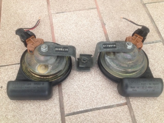 เเตร FIAMM MADE IN ITALY ตรงรุ่น VOLVO V70 สภาพสวยคู่ละ เเตร FIAMM MADE IN ITALY ตรงรุ่น VOLVO V70 สภาพสวยคู่ละ