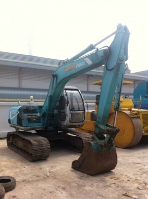 ขาย Kobelco SK100-2 เก่านอกพร้อมใช้งาน ราคาเป็นกันเอง ติดต่อ 098-246-3778 , 089-062-8275 น๊อค