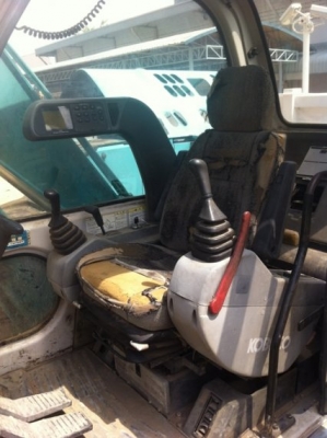 ขาย Kobelco SK100-2 เก่านอกพร้อมใช้งาน ราคาเป็นกันเอง ติดต่อ 098-246-3778 , 089-062-8275 น๊อค