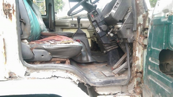 ร๊อกกี้ 175 แรง ยาว 6.50 เครื่องดี มีแอร์ คัสซีสวย หัวไม่สวยครับ 300,000 ถ้วน ร๊อกกี้ 175 แรง ยาว 6.50 เครื่องดี มีแอร์ คัสซีสวย หัวไม่สวยครับ 300,000 ถ้วน