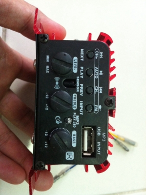 Power Amp USB 400W 2CH เล่นUSB ได้ในตัว เสียงดีมาก ได้มาจากญี่ปุ่น มือ2