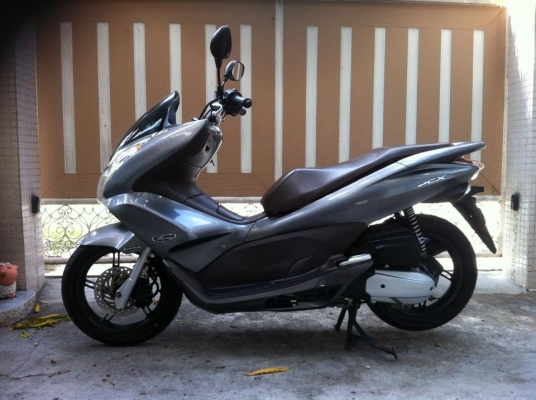 ขออนุญาติขาย HONDA PCX 125-i สีพิเศษ เทาเมทัลลิค ฟรีค่าโอน ขออนุญาติขาย HONDA PCX 125-i สีพิเศษ เทาเมทัลลิค ฟรีค่าโอน